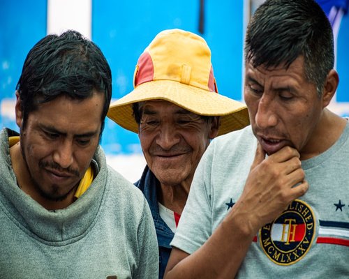 Equipo de Bienestar Cotidiano Perú trabajando juntos
